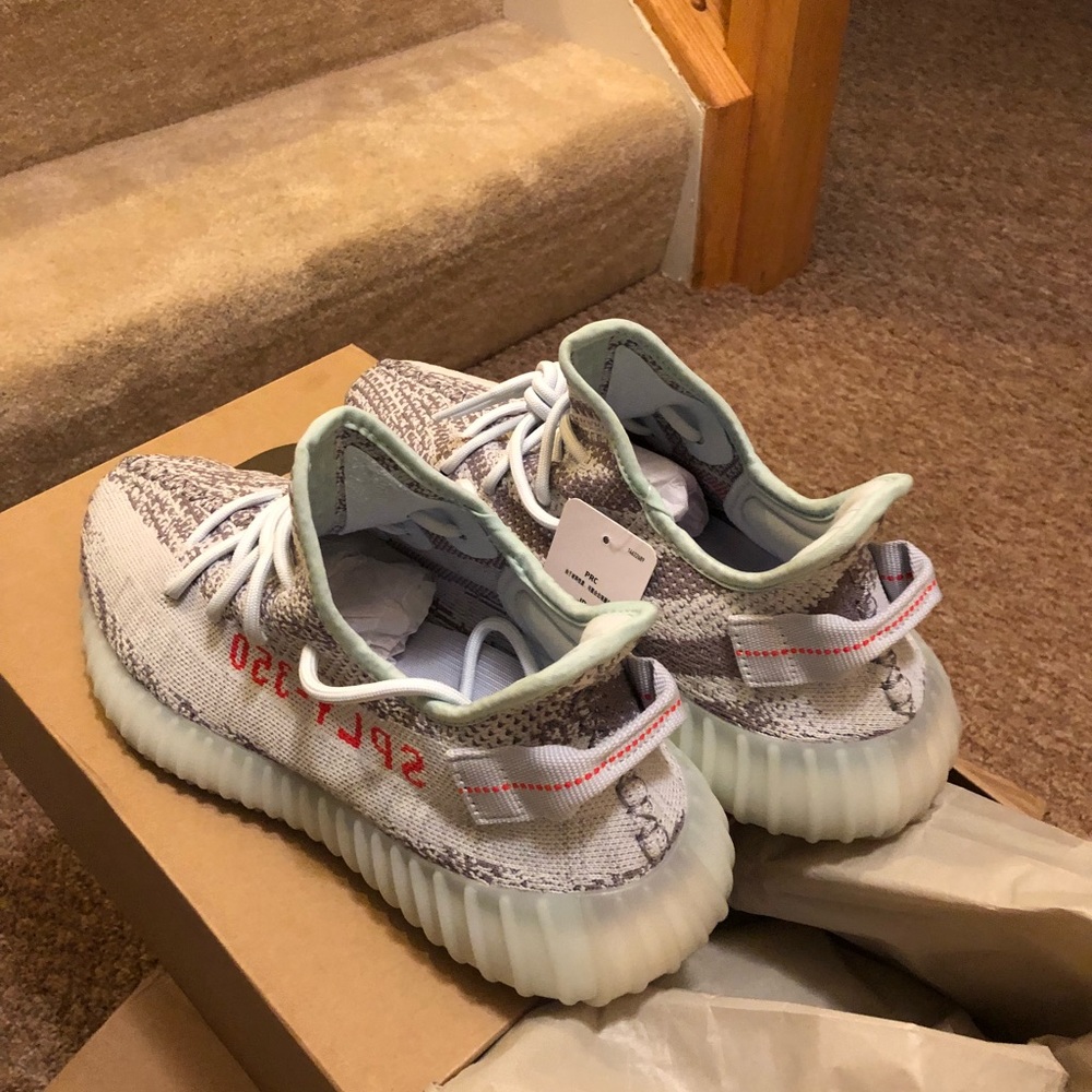 Yeezy Boost 350 Blue Tint - Picture 6 of 8